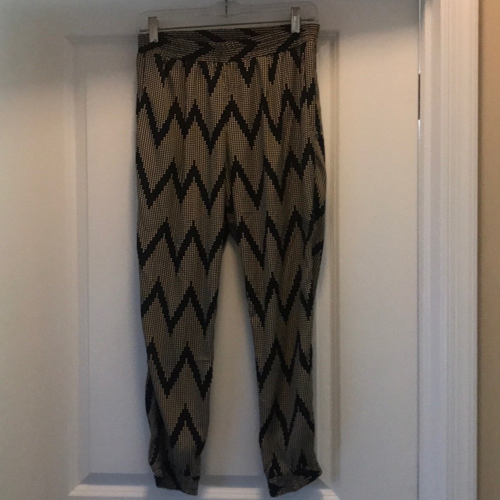 Veronica M high waisted fashionable jogger pants